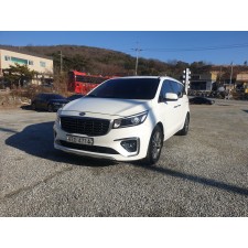 더 뉴 카니발 9인승 2.2 디젤 럭셔리